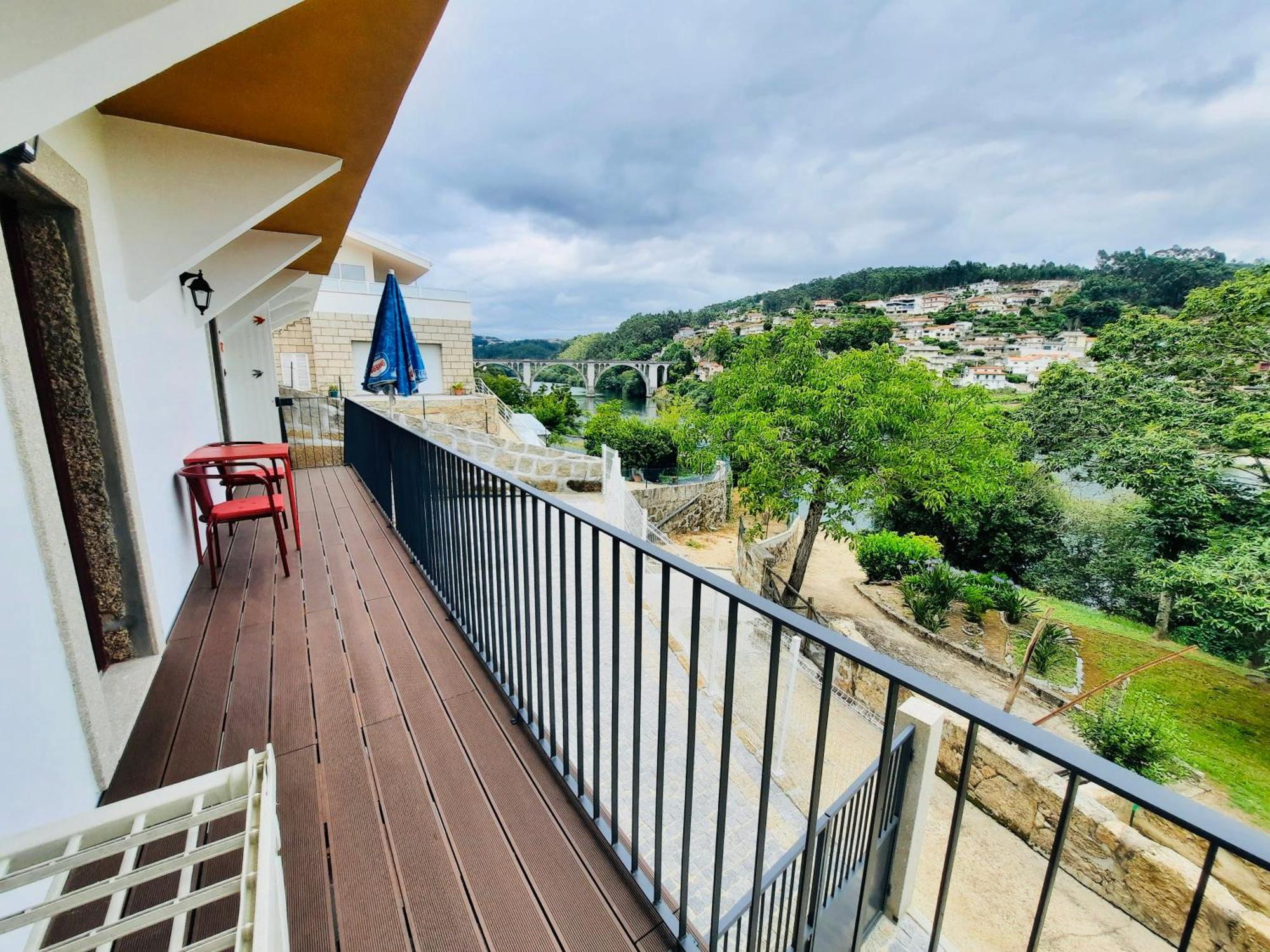 Apartment Burguesinha Al